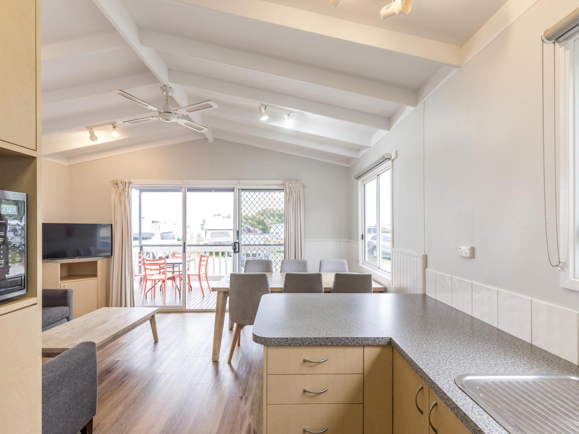 Nrma Phillip Island Beachfront Holiday Park Cowes Chambre photo